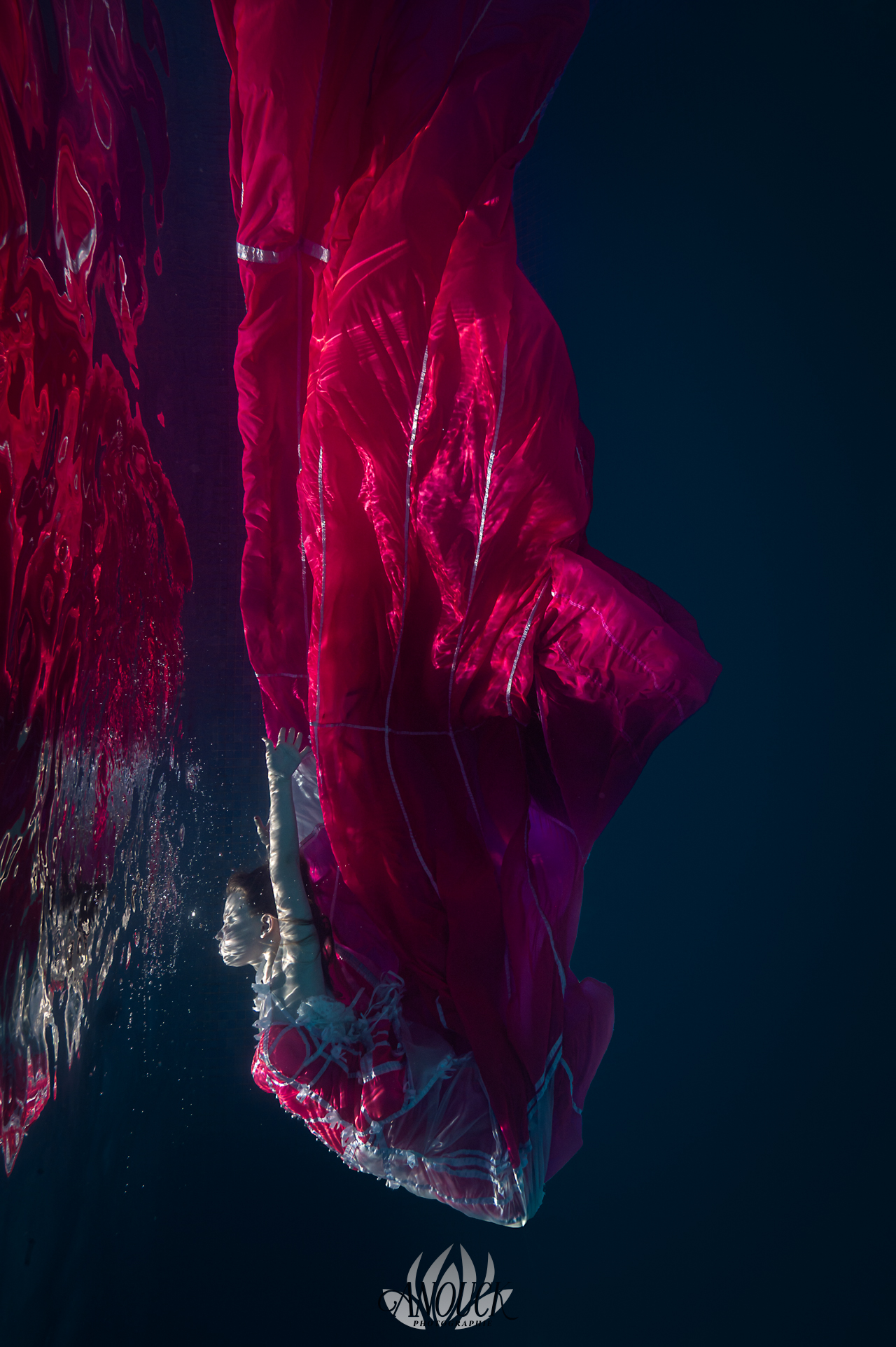 Portrait photo sous l'eau couture Suisse Romande