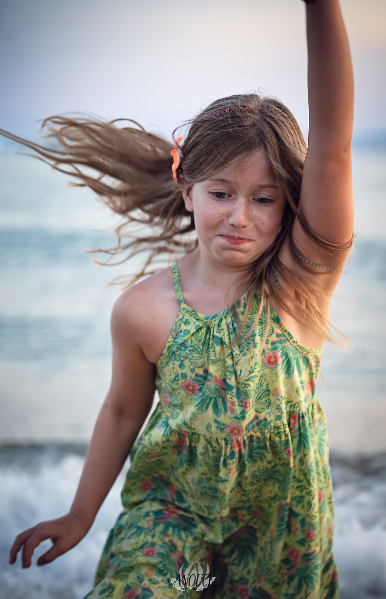 Séance photo portrait sur la plage en Côte d'Azur